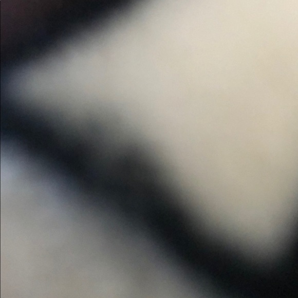 Profile Picture of Allison Thompson (@allisonstella) on Poshmark