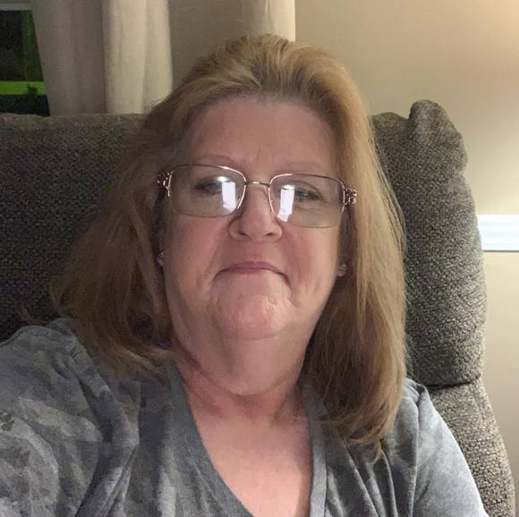 Vivian Ricketts brewer - Poshmark Profile Picture of Vivian Ricketts brewer (@rosericketts) on Poshmark