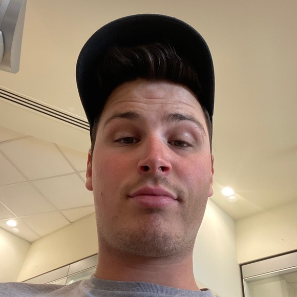 Profile Picture of Jeremy Chaumont (@jeremy745) on Poshmark