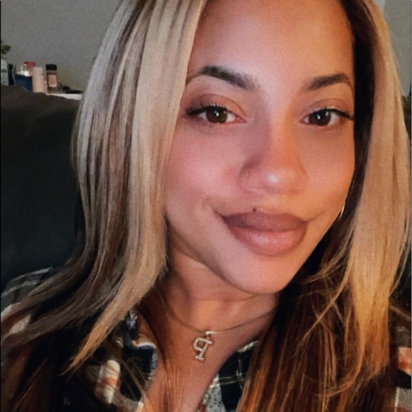 Profile Picture of Philisha Scott (@philisha88) on Poshmark