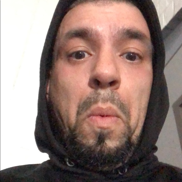 Profile Picture of Steven Lopes (@slopes999) on Poshmark