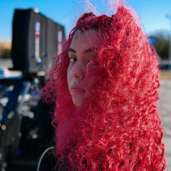 Profile Picture of Ashley Michelle (@ashleeyeme) on Poshmark