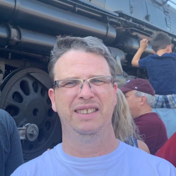 Profile Picture of Michael (@michaelswift72) on Tiktok