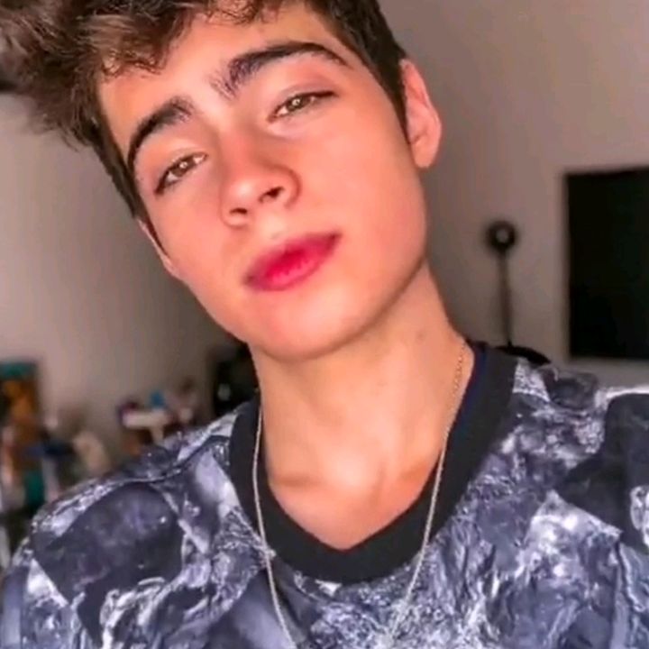 Profile Picture of *William19 * (@williamresen09) on Tiktok