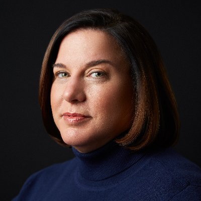 Profile Picture of Caitlin McCarthy (@CaitlinMcWriter) on Twitter