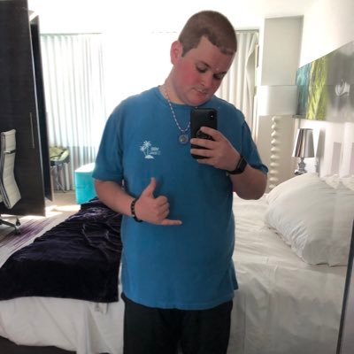 Profile Picture of Cody Albernaz (@blu_mk6_R) on Twitter