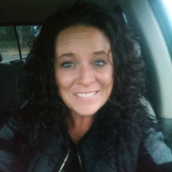 Kristine Lytle - Poshmark Profile Picture of Kristine Lytle (@kristinelytle) on Poshmark