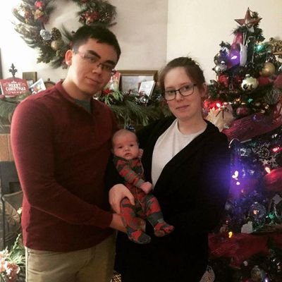 Profile Picture of Clarissa Sharpe (@Not_So_Hot_Mess) on Twitter
