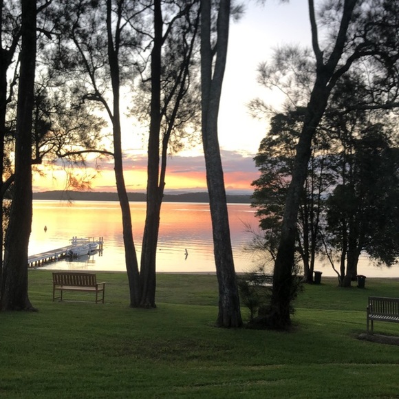 Profile Picture of Emily Gorton (@emily_123451) on Poshmark