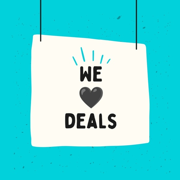 Profile Picture of Chrissy Giffin (@chrissylgk) on Poshmark