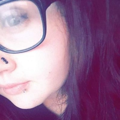 Profile Picture of Summer Weaver (@WeaverSummer) on Twitter
