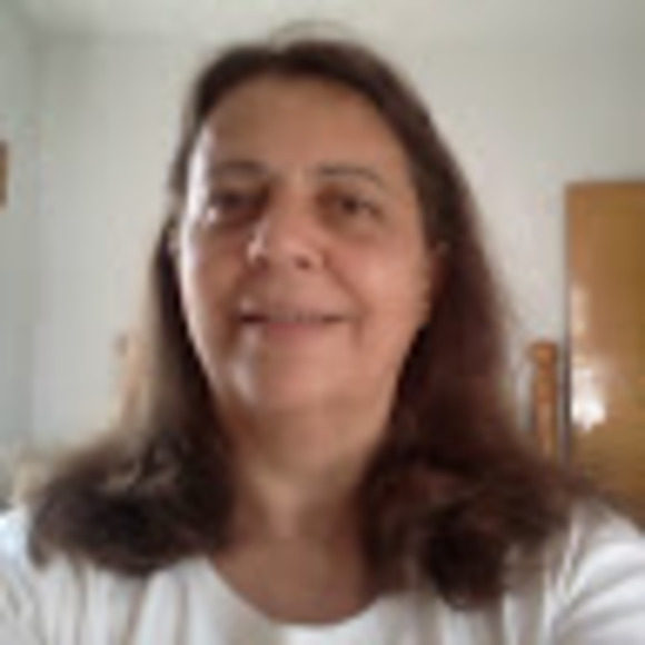 Profile Picture of Cynthia Strollo (@cinstro124) on Poshmark