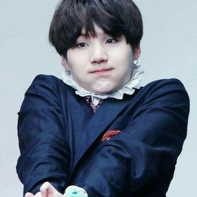 Profile Picture of Yoon Cha (@yooncha04) on Twitter