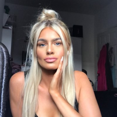 Profile Picture of Jess Newton (@Jessnewton1997) on Twitter