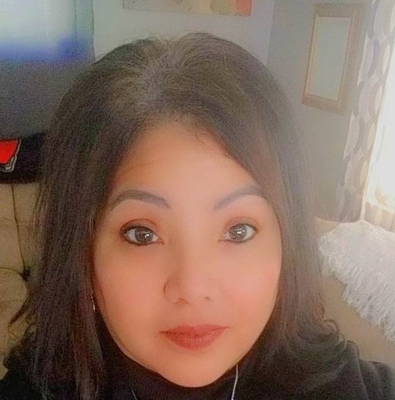 Tracy Gebauer - Poshmark Profile Picture of Tracy Gebauer (@tracygebauer) on Poshmark