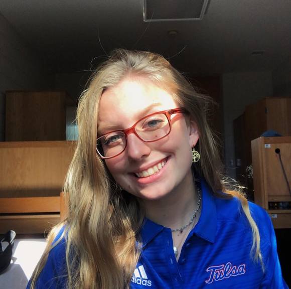 Profile Picture of Mimi Birthisel (@tfiosinfinities) on Poshmark