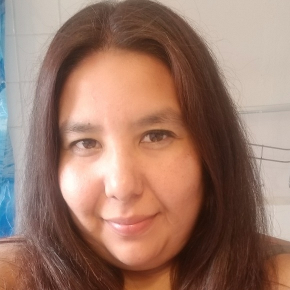 Profile Picture of Isabel Quiroz (@tink3133) on Poshmark