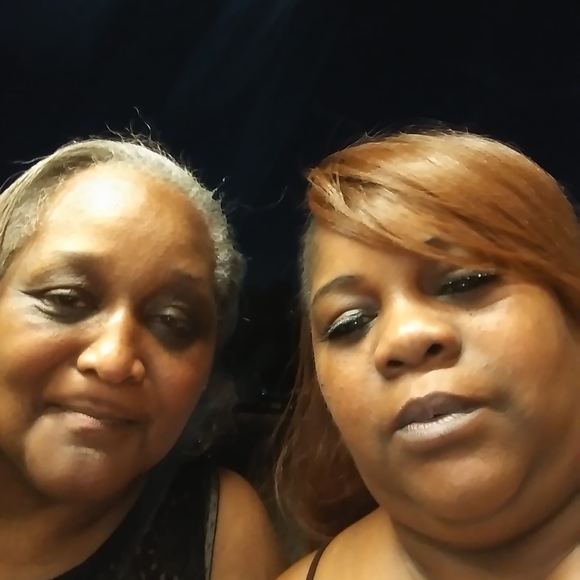 Profile Picture of Lorelei Watson (@watsonlolitha) on Poshmark