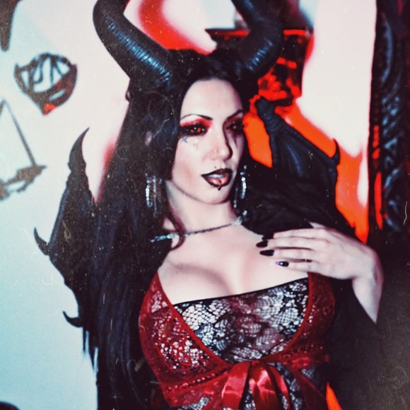 Profile Picture of Mariah Marsalla (@mishkablutengel) on Poshmark