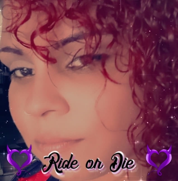 Candy Burkhart - Poshmark Profile Picture of Candy Burkhart (@queencandy246) on Poshmark