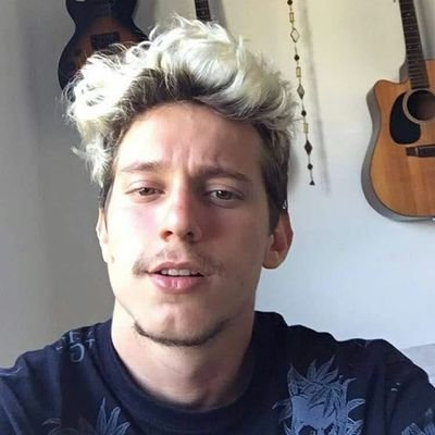 Profile Picture of Amanda (@vote_no_pk) on Twitter