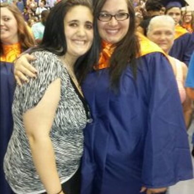 Profile Picture of Stephanie Shields (@stephanieshie19) on Twitter