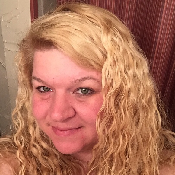 Profile Picture of Misty Jefferson (@mjeffer1974) on Poshmark