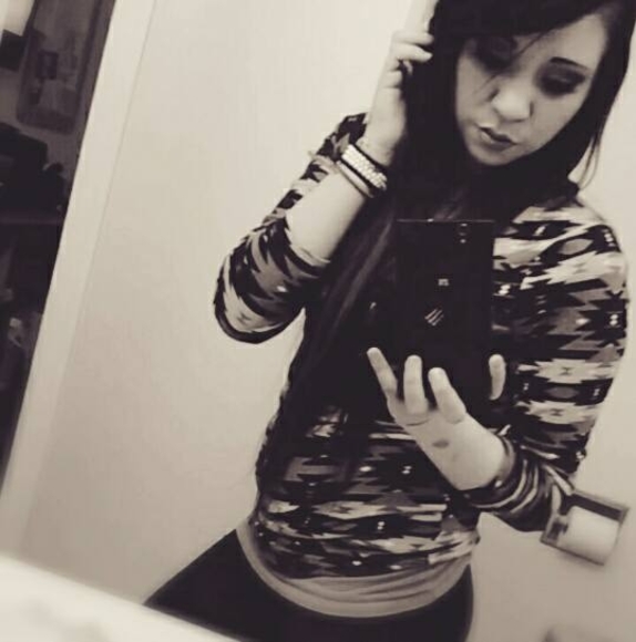 Profile Picture of Abby Roschelle (@onelove24) on Poshmark