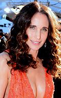 Profile Picture of Andie MacDowell - Wikipediaon Wikipedia