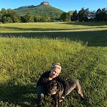 Profile Picture of Stephanie Fowler (@stephscloset_) on Instagram