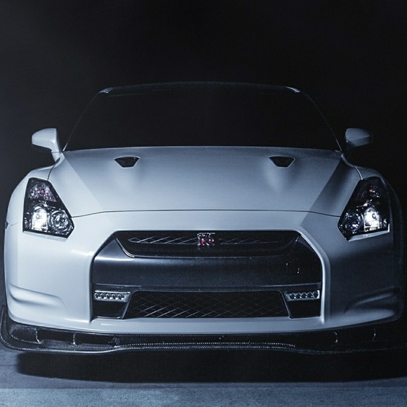 Profile Picture of Kevin Valadez (@kevin1756) on Poshmark