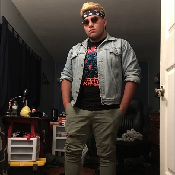 Profile Picture of Zak Tricker (@zaktricker) on Poshmark