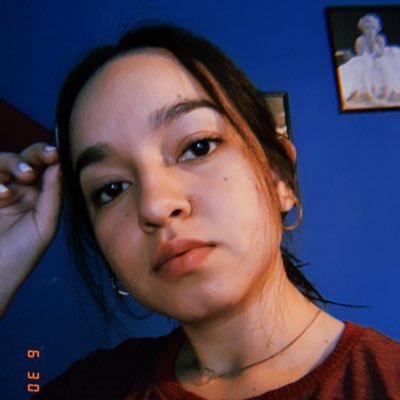 Profile Picture of Adriana Correa ✌️ (@adriii_anna) on Twitter