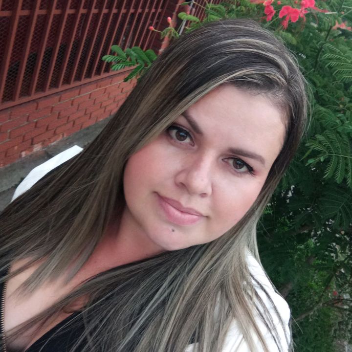 Profile Picture of Raquel Alvarado (@aram856) on Tiktok