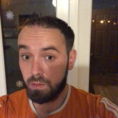 Profile Picture of Chris Reece (@chris_cwl) on Twitter