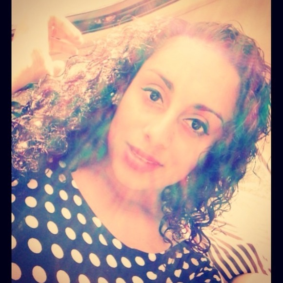 Jomara Padilla - Poshmark Profile Picture of Jomara Padilla (@karliixd) on Poshmark