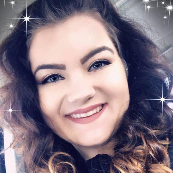 Profile Picture of Christine Post (@christine2727) on Poshmark