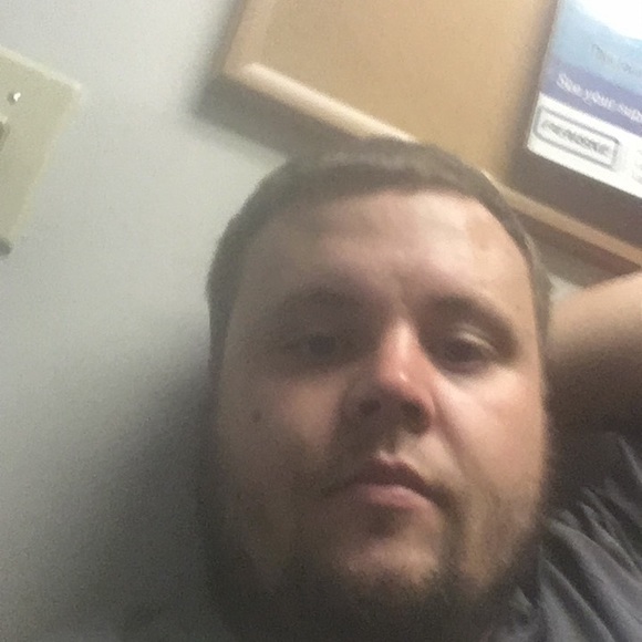 Profile Picture of Tyler Copley (@tyler93c) on Poshmark
