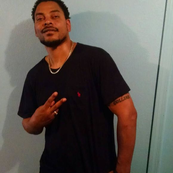 Profile Picture of Collins Vicknair (@redman17th) on Poshmark