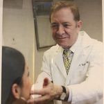 Profile Picture of Jeffrey Schiller MD (@beautifuleyes_bydrschiller) on Instagram