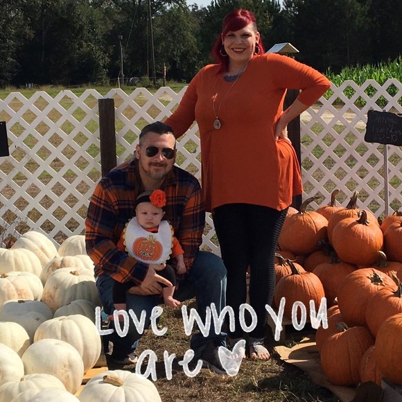 Profile Picture of Katrina Lewek (@katrinalewek) on Poshmark