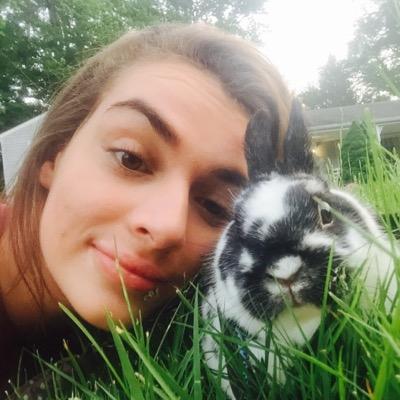 Profile Picture of Michael Ann Henne (@@_michaelanngelo) on Twitter