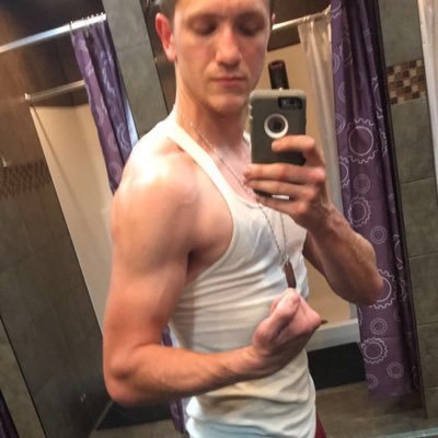 Profile Picture of Brandon James Kolb (@PFCKOLB) on Twitter