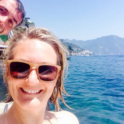 Profile Picture of Leanne Hobbs (@chicderock73) on Twitter