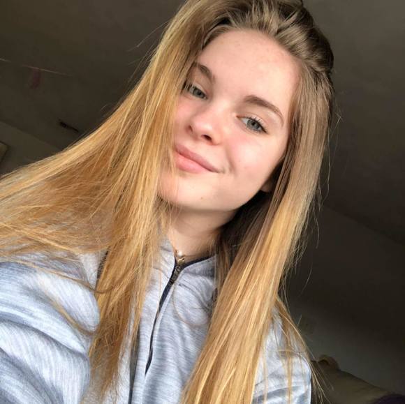 Profile Picture of Jillian Kirby (@jilliankirby09) on Poshmark