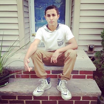 Profile Picture of Matt Sharma (@matt_sharma_100) on Twitter