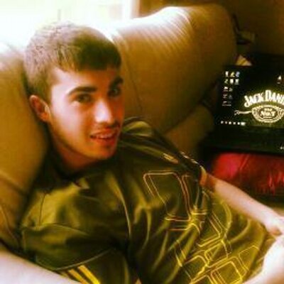 Profile Picture of James Ellard (@Ellard16) on Twitter