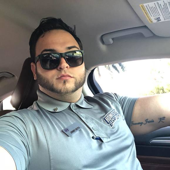 Profile Picture of Jimmy Soto del valle (@jimmy89trinidad) on Poshmark