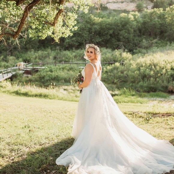 Profile Picture of Caitlin Heinitz (@katerrbug) on Poshmark