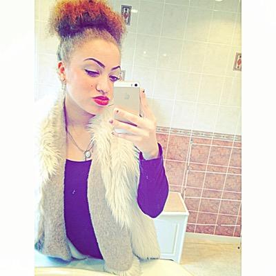 Profile Picture of Sade Walters (@shar_antoinette) on Twitter